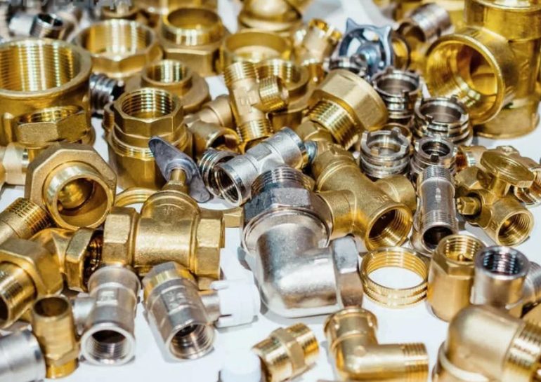 Топ-5 материалов для сантехники: что лучше — латунь, нержавейка или пластик